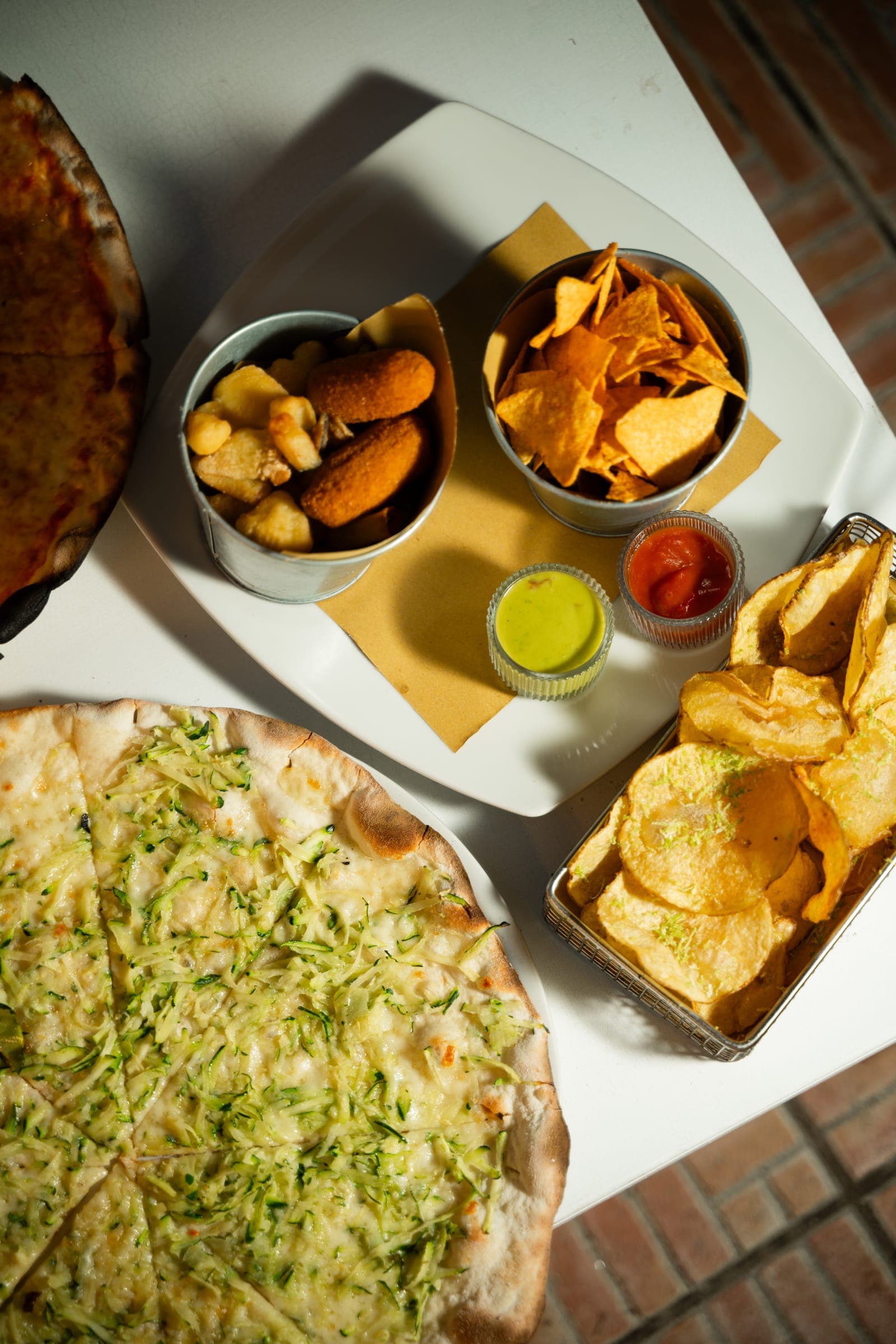 Pizza e fritti dell'aperitivo IF